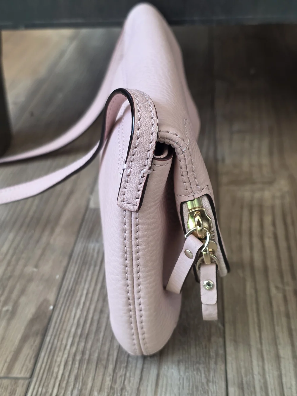Kate Spade Pebbled Leather Crossbody Bag in Light Pink